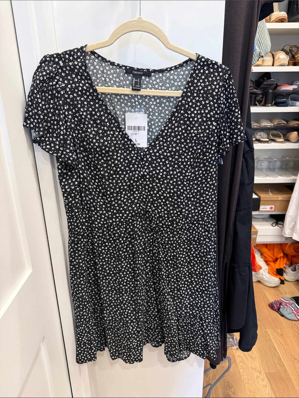 Forever 21 Black Floral V-Neck Mini Dress